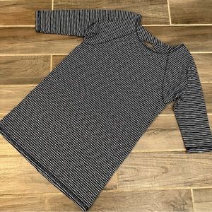 T by Talbots Wavy Stripe Shift Dress Twist Back Dolman Sleeves Medium